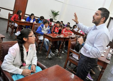 Alumnos del Hogar Escuela visitaron hoy la sede del Concejo Deliberante
